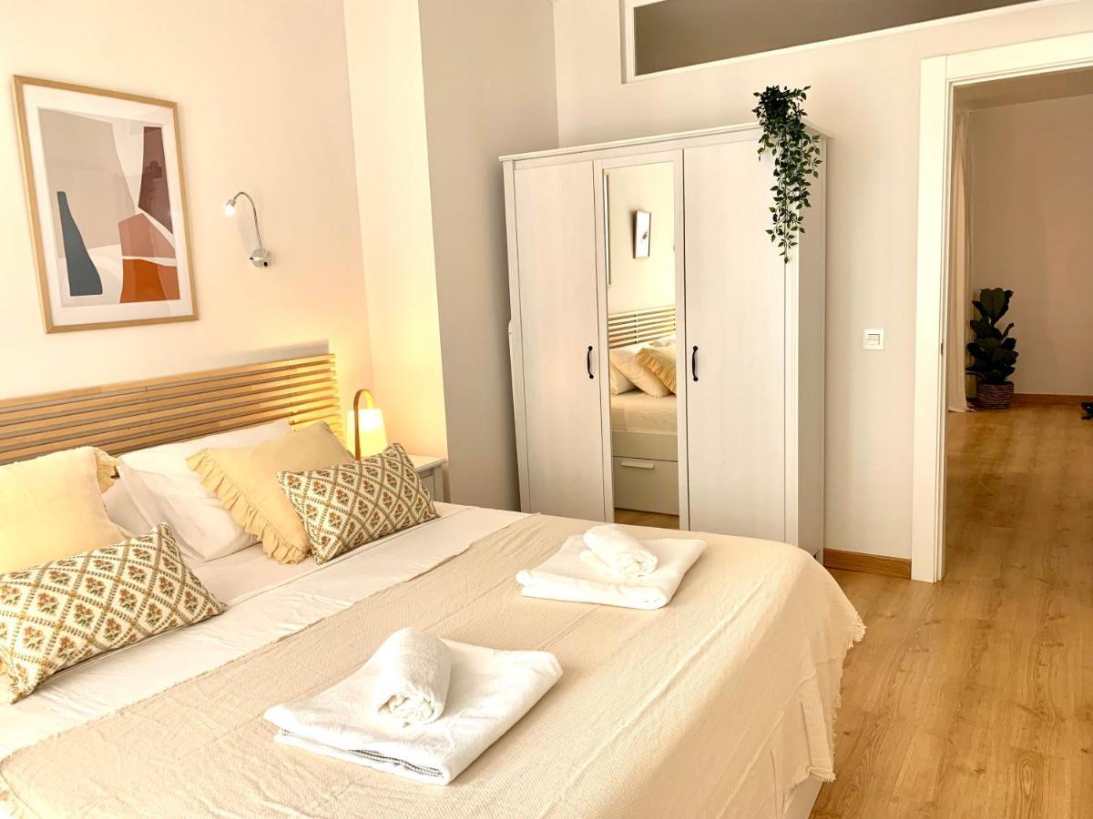 Homely Malaga Plaza Del Teatro Екстериор снимка